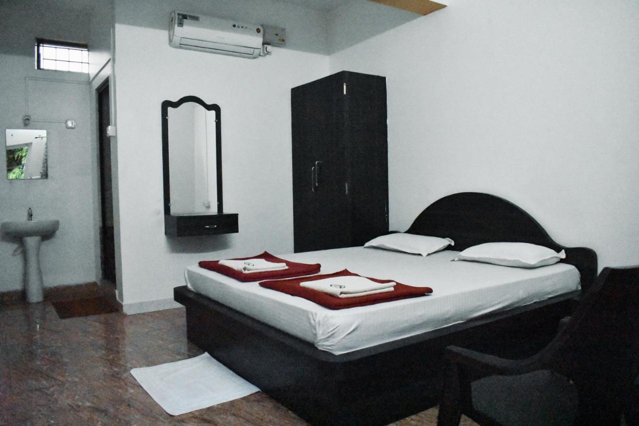 Hotel Gananjaya Gokarna  Kültér fotó