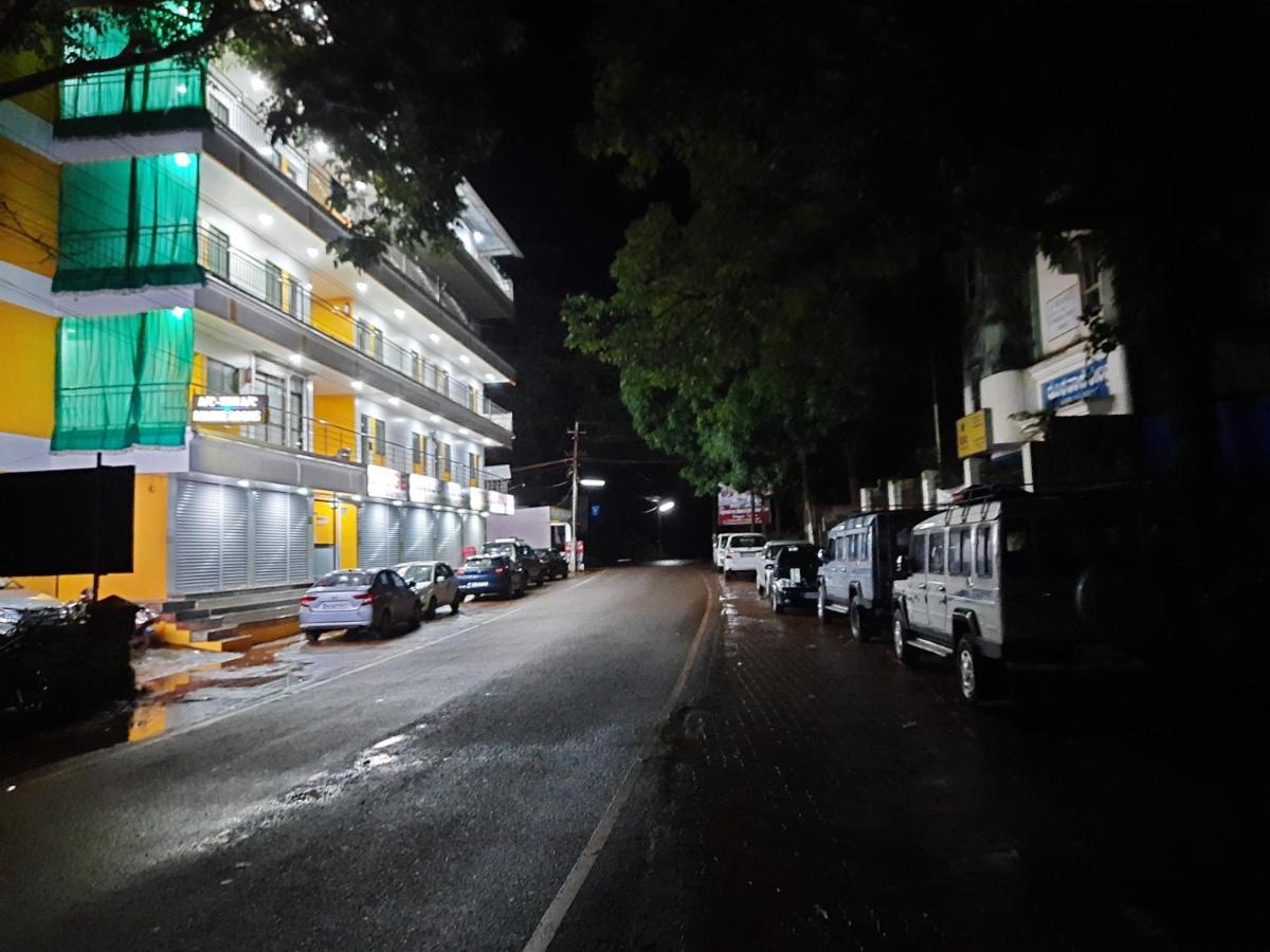Hotel Gananjaya Gokarna  Kültér fotó